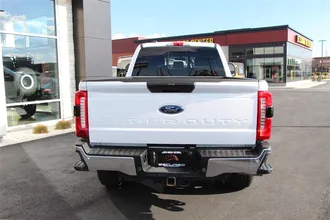 2023 FORD SUPER DUTY F-350 SRW photo 7