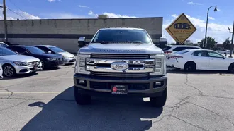 2017 Ford F-250 Super Duty photo 2
