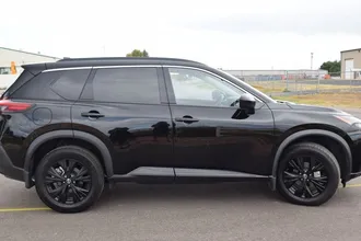 2023 Nissan Rogue photo 7