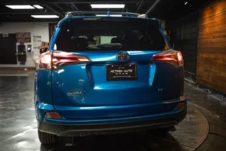 2018 TOYOTA RAV4 photo 6