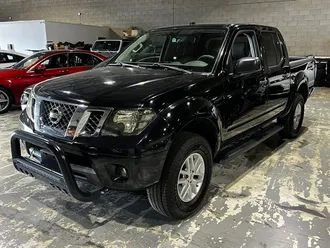 2014 Nissan Frontier SV photo 3
