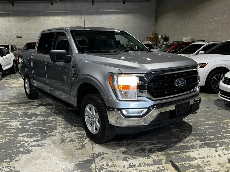 2022 Ford F-150 XLT XLT
