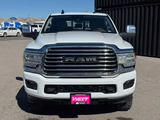 2023 Ram 3500 photo 2
