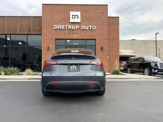 2022 Tesla Model Y photo 7
