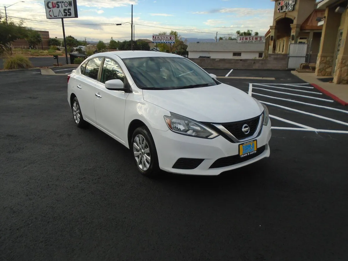 2017 Nissan Sentra SV 4dr Sedan