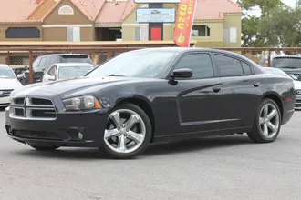 2012 Dodge Charger photo 3