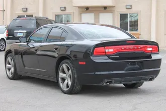 2012 Dodge Charger photo 5
