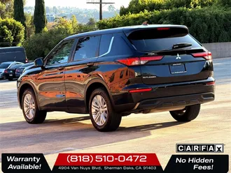 2022 Mitsubishi Outlander ES photo 4