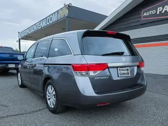 2014 Honda Odyssey photo 3