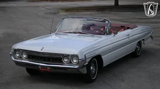 1961 Oldsmobile Super 88 photo 4