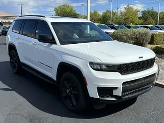 2024 Jeep Grand Cherokee L photo 2
