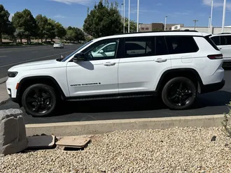 2024 Jeep Grand Cherokee L photo 7