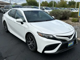 2024 Toyota Camry photo 2