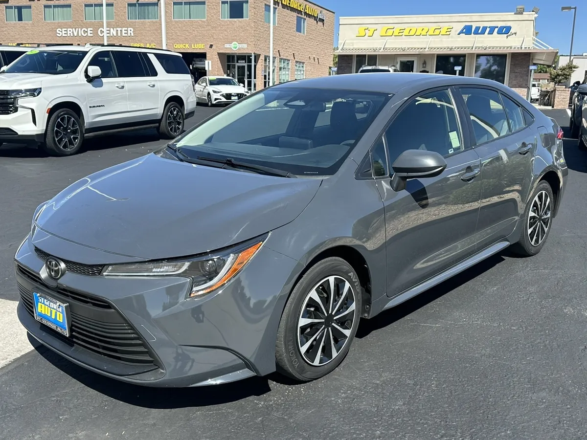 2023 Toyota Corolla LE
