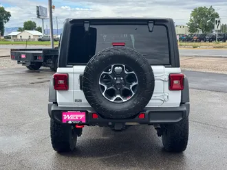 2023 Jeep Wrangler photo 7