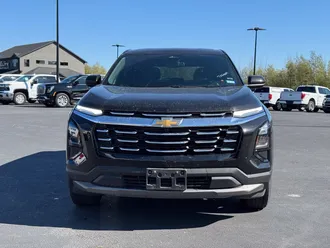 2026 Chevrolet Equinox photo 2