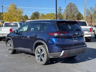 2026 Nissan Rogue photo 5