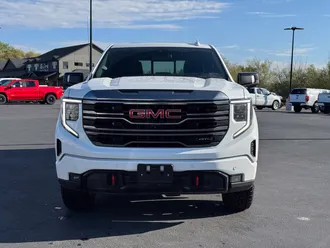 2023 GMC Sierra 1500 photo 2