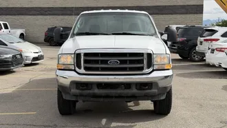 2004 Ford F-350 Super Duty photo 2