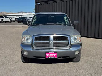 2005 Dodge Dakota photo 2