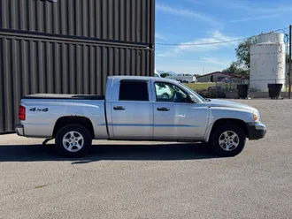 2005 Dodge Dakota photo 3