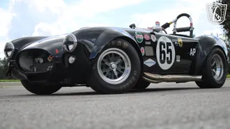 1965 Ford Cobra photo 2