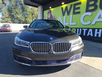 2016 BMW 7 Series photo 2