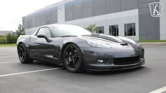 2013 Chevrolet Corvette photo 3