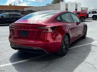 2025 Tesla Model 3 Long Range photo 7