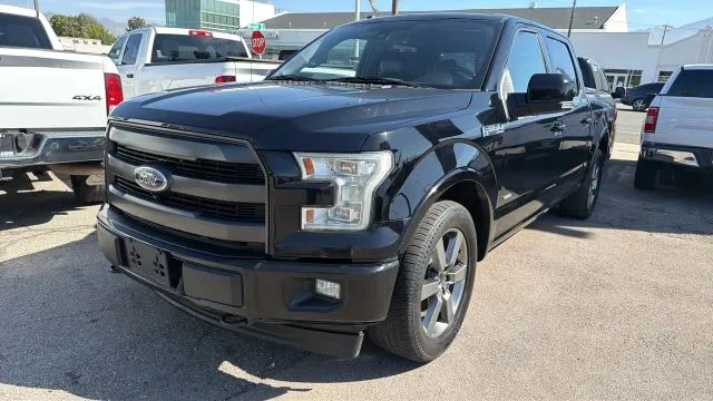2017 Ford F150 SuperCrew Cab Lariat Pickup 4D 5 1/2 ft