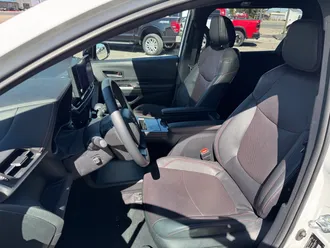 2025 Toyota Sienna photo 7