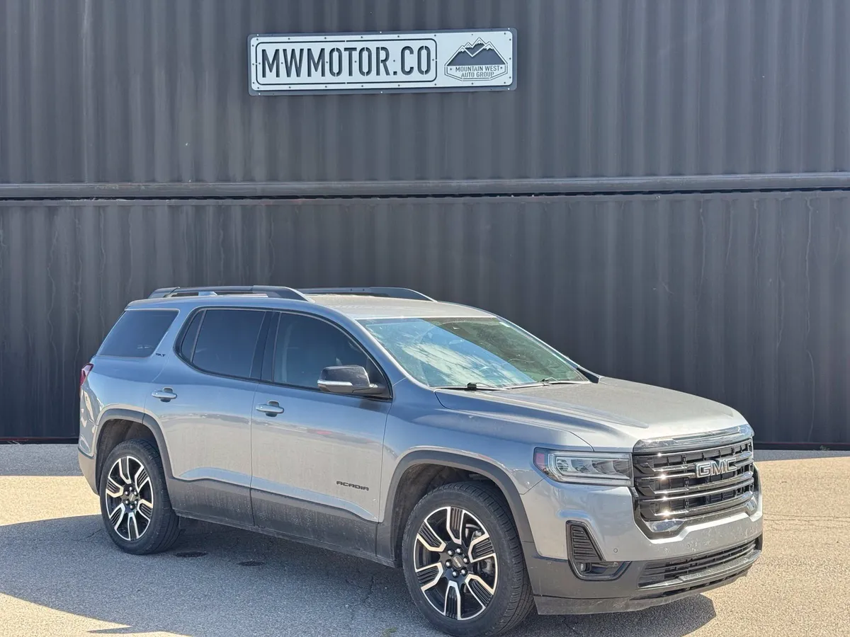 2021 GMC Acadia SLT