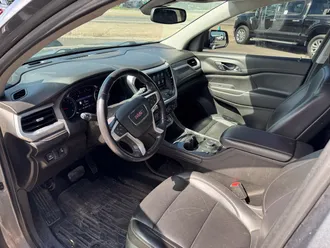 2021 GMC Acadia photo 6