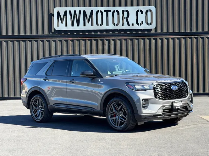 2025 Ford Explorer