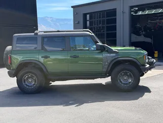 2022 Ford Bronco photo 4