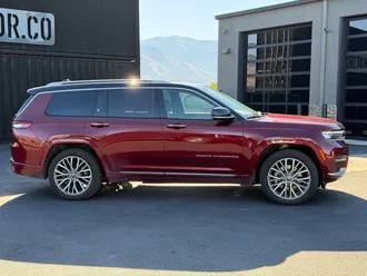 2021 Jeep Grand Cherokee L photo 3