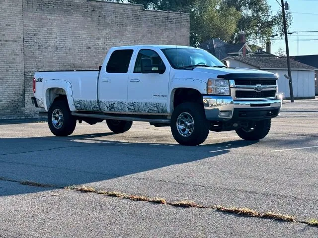 2008 Chevrolet Silverado 3500 HD Crew Cab LTZ Pickup 4D 8 ft