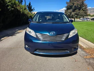 2012 Toyota Sienna photo 5