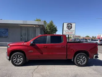 2021 Chevrolet Silverado 1500 photo 2