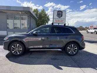 2021 Audi Q5 photo 2