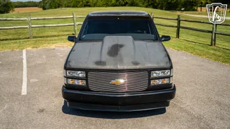 1992 Chevrolet C15 photo 2