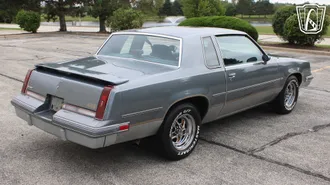1986 Oldsmobile Cutlass photo 3