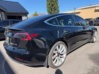 2019 Tesla Model 3 photo 2
