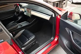 Model Y 31