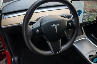 Model Y 17