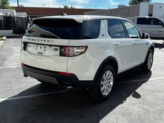 2018 Land Rover Discovery Sport SE photo 7