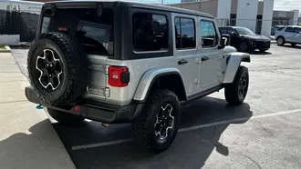 2023 Jeep Wrangler Rubicon 4xe photo 7