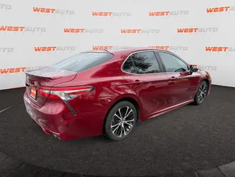 2018 Toyota Camry photo 5