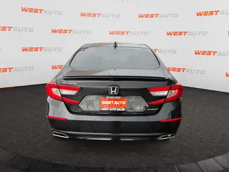 2018 Honda Accord photo 4
