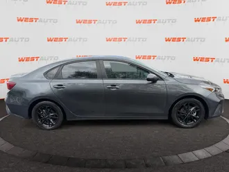 2024 Kia Forte photo 6